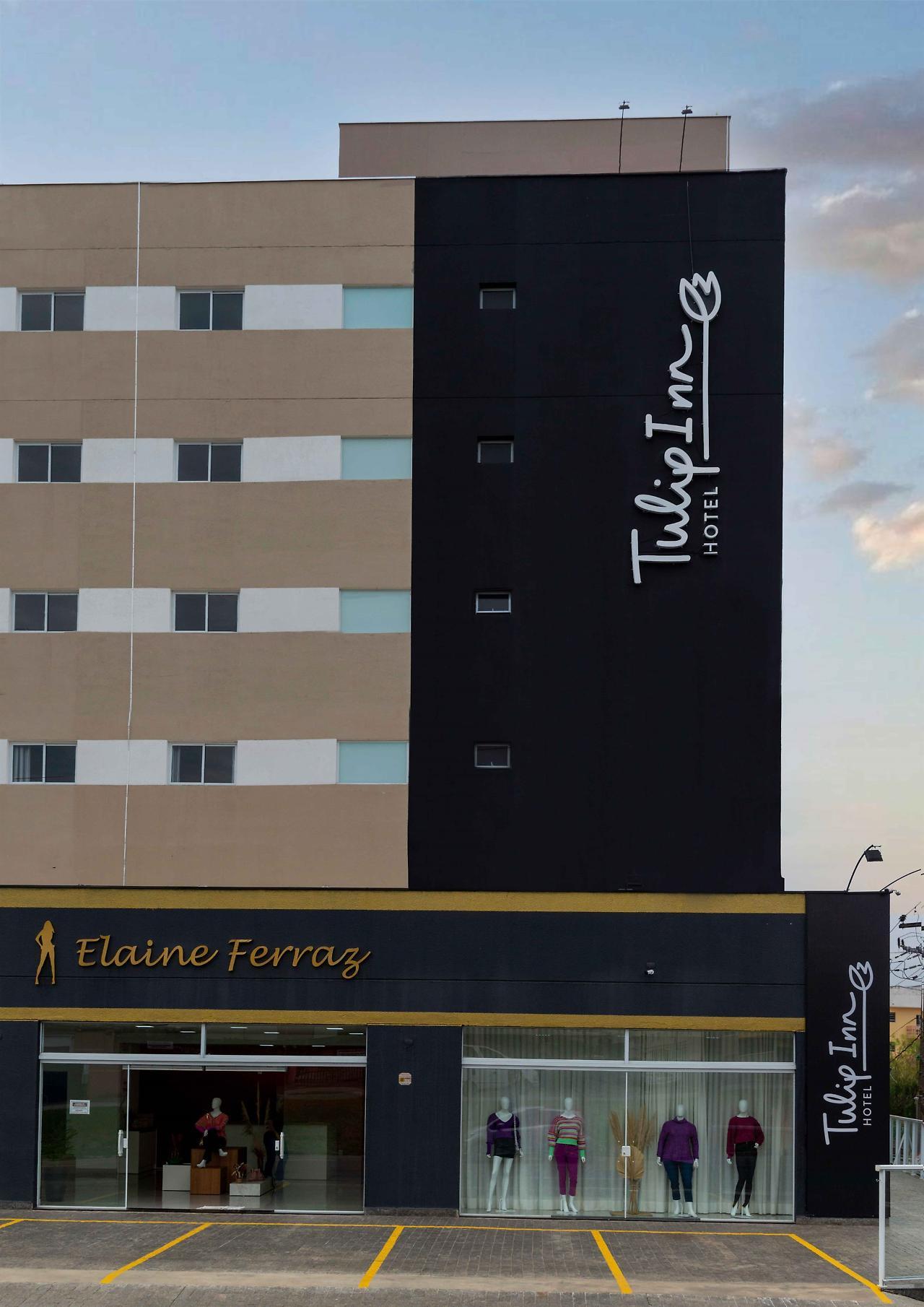 Esuites Сорокаба Екстериор снимка